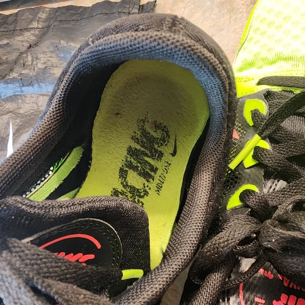 Nike Zoom Rival MD Mens Size 11 Track Field Racing Green Volt + Inserts